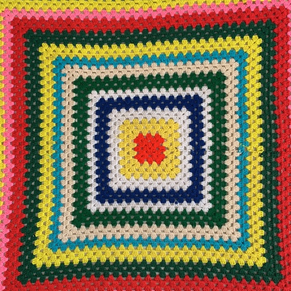 Vintage Handmade Granny Square Crochet Knit Afghan Blanket Rainbow Multi Color - Picture 3 of 7